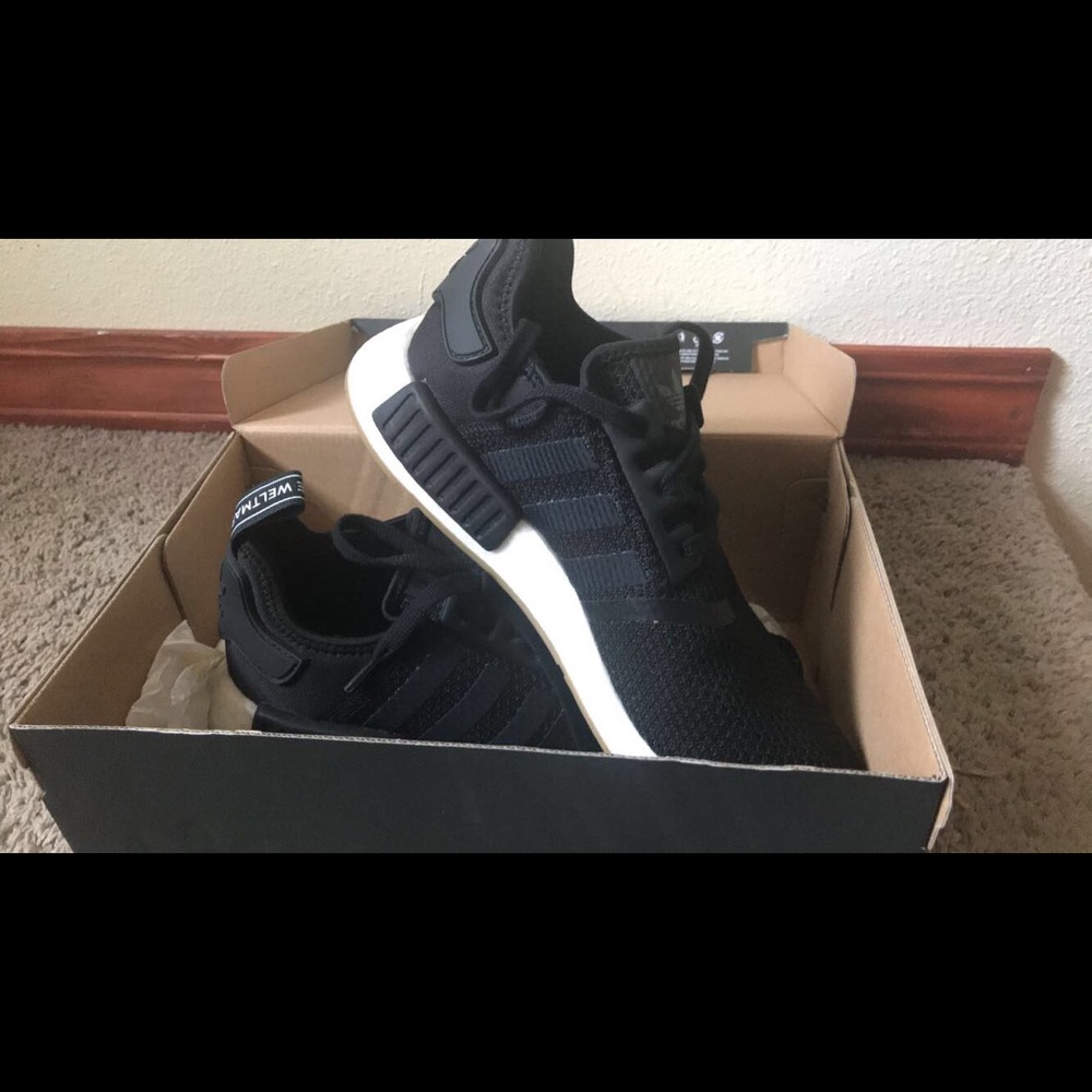 ADIDAS NMDS!!!!! Really cheap !!! - Picture 4 of 4